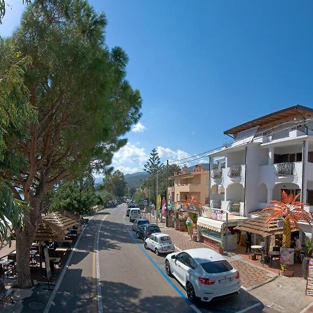 Guest House Dolce Vita Cala Gonone Exterior foto